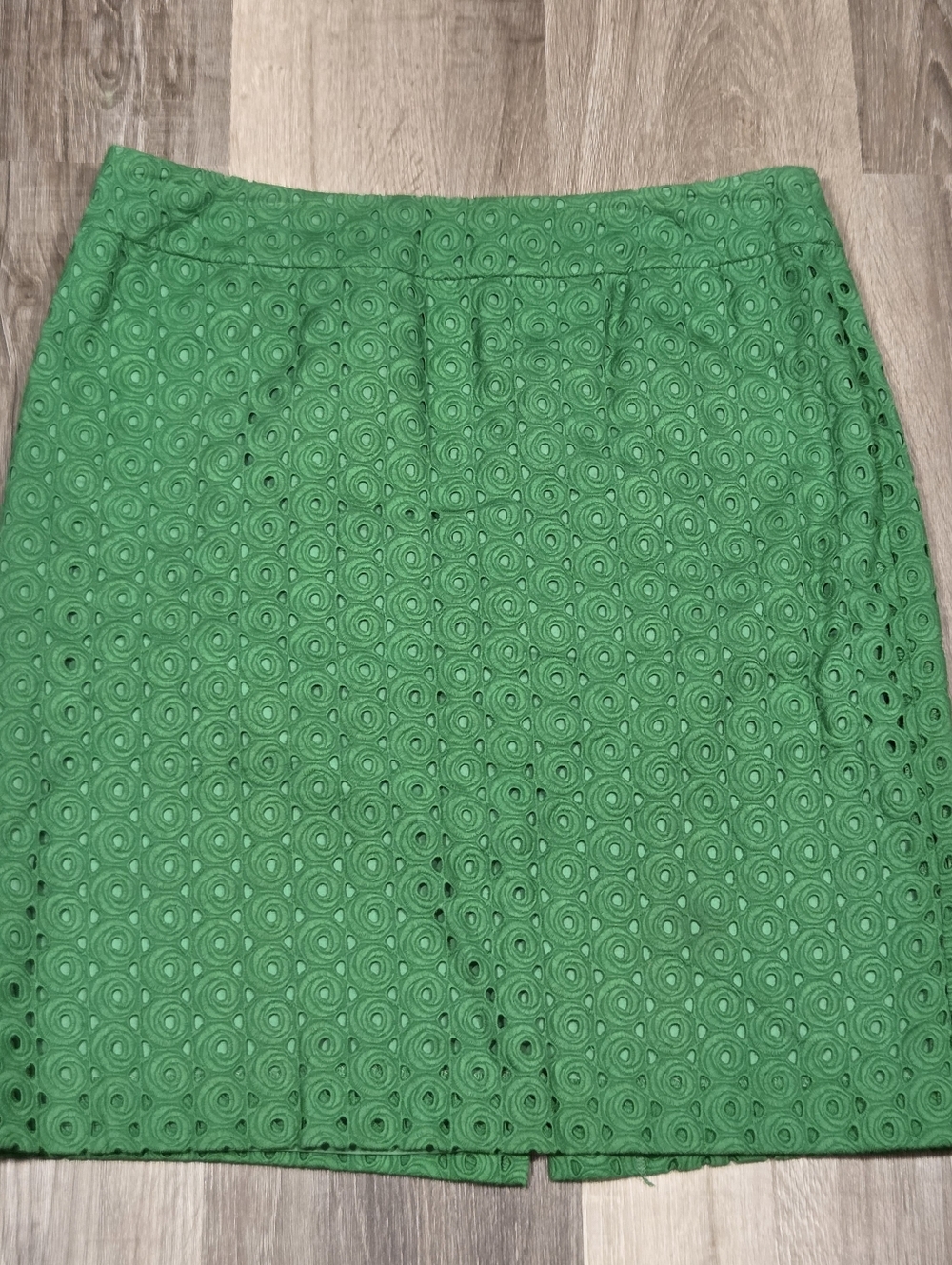 Talbots 10P St Patrick’s Day Green Eyelet Textured Cotton Pencil Skirt Lined